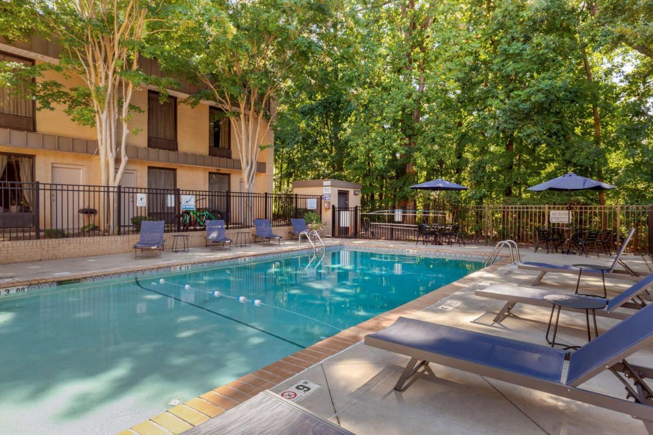Best Western Plus Cary - Nc State Exterior photo